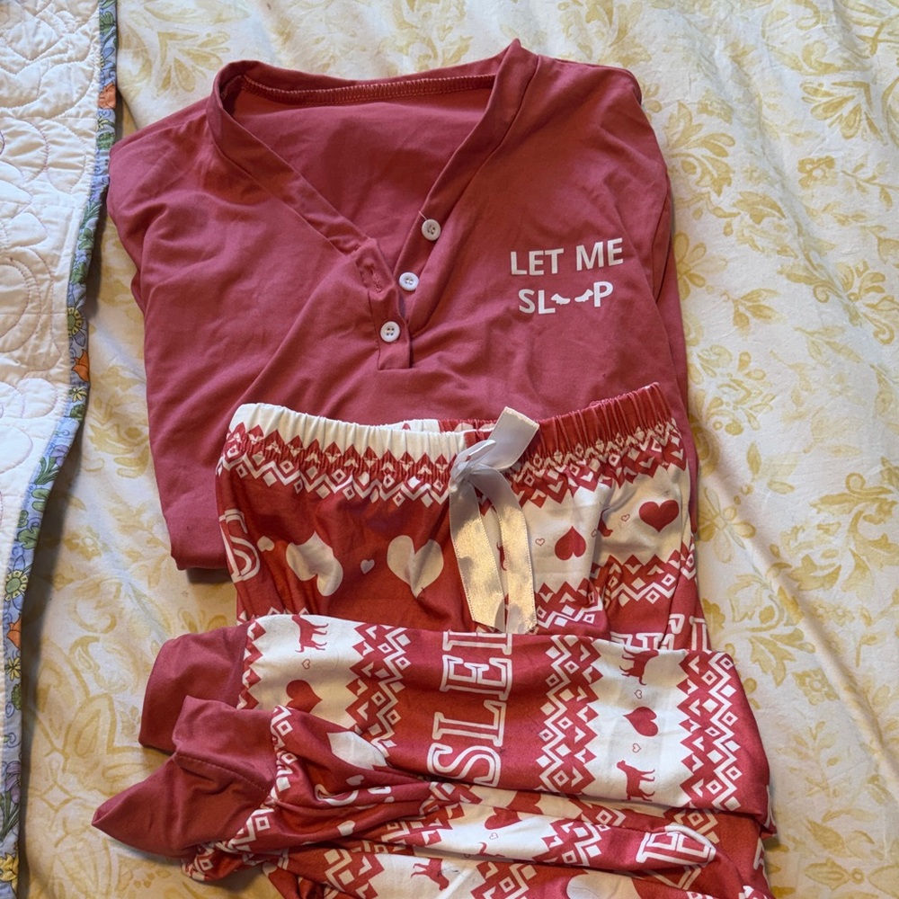 Women's Let Me Sleep Pajama Set - Red